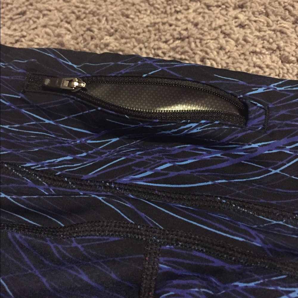 Custom Nike Power Capris View 5